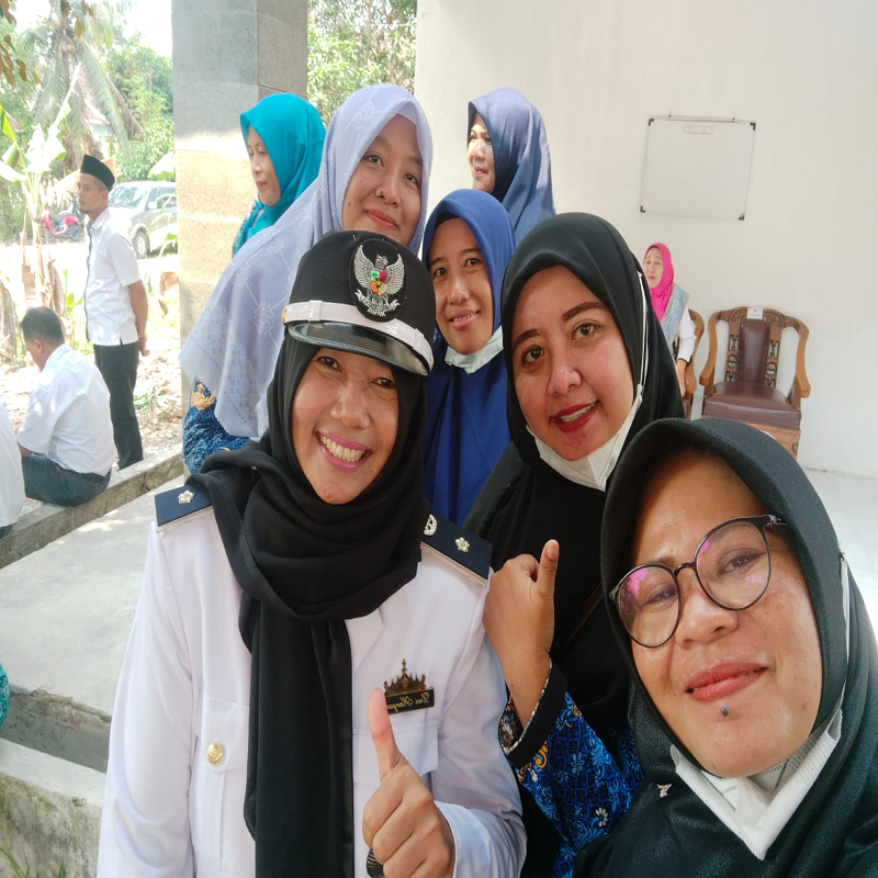 PASCA UPACARA BENDERA